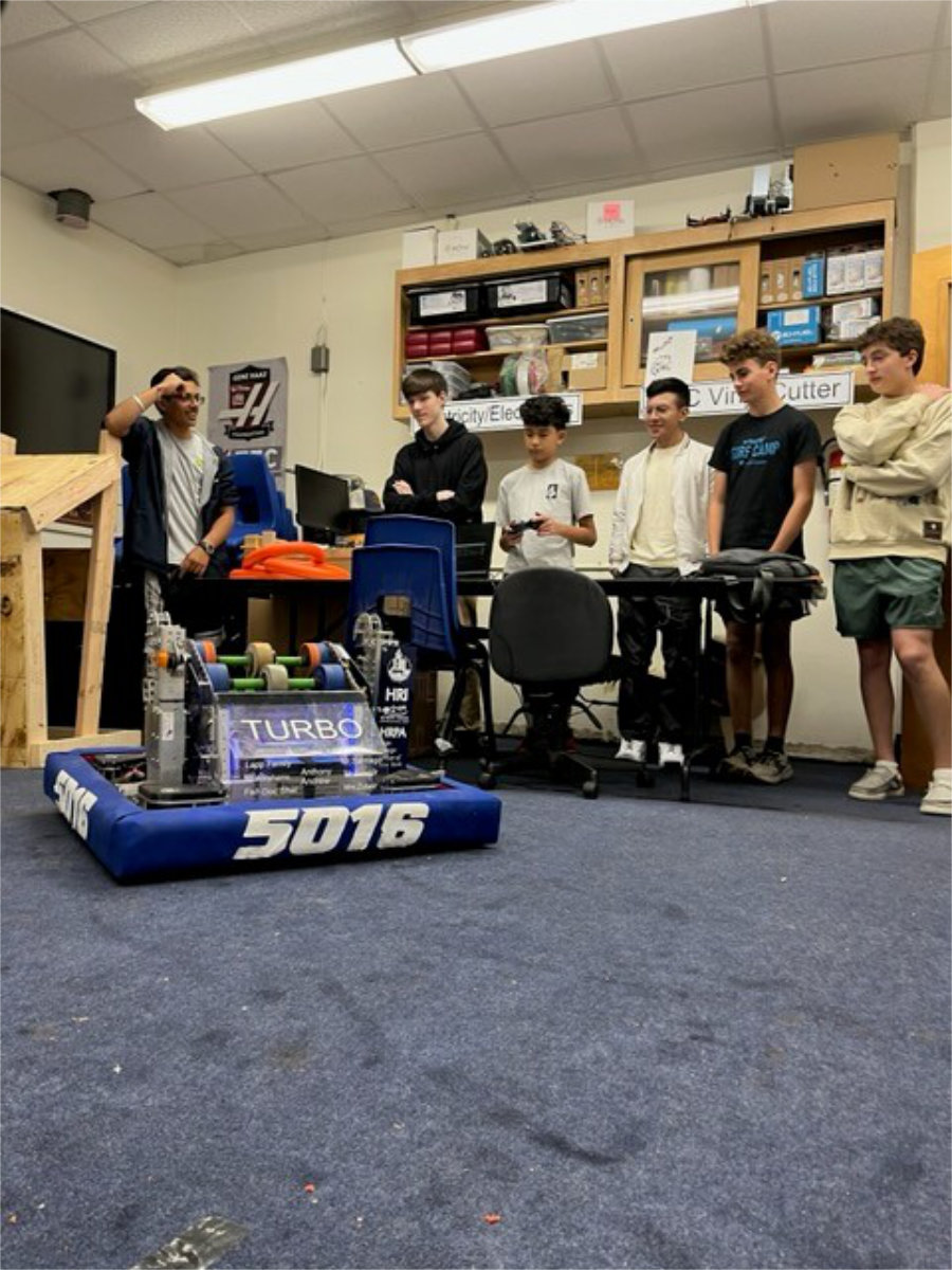 Huntington Robotics Preps for New Competitive Season